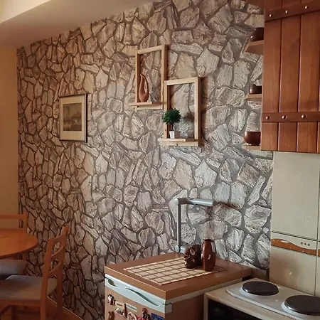 Luccia - Centre Apartment *